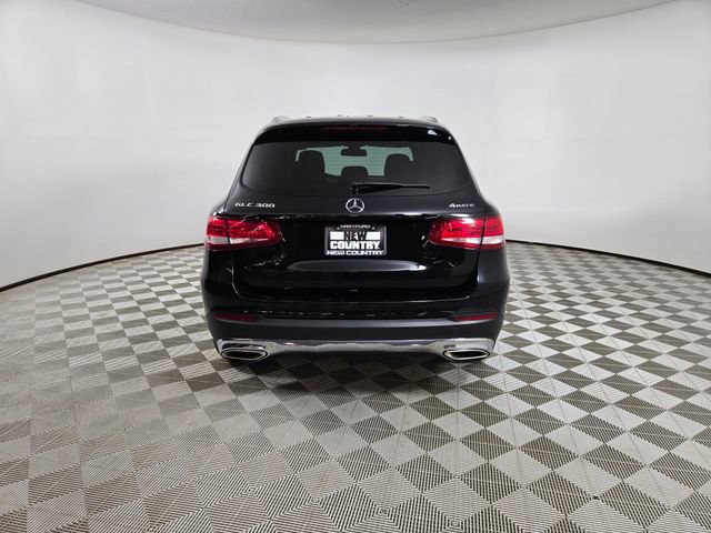 Used 2019 Mercedes-Benz GLC 300 4MATIC image 4