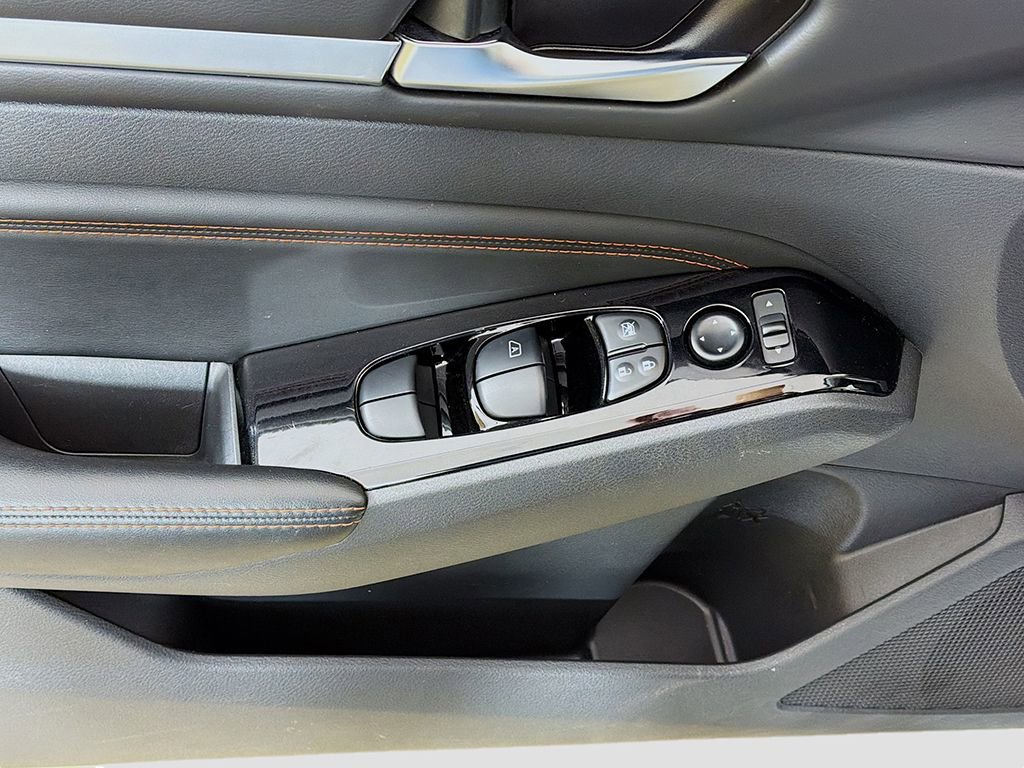 Used 2023 Nissan Altima 2.5 SR image 22