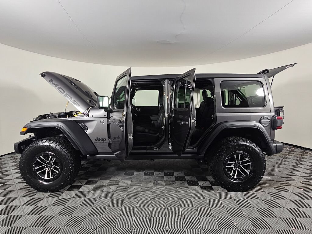 New 2026 Jeep Wrangler Unlimited Rubicon 392 w/ Quick Order Package 27X Moab AWD/4WD image 16
