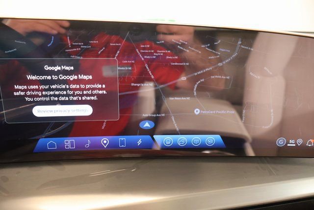 New 2026 Cadillac Vistiq Sport image 23