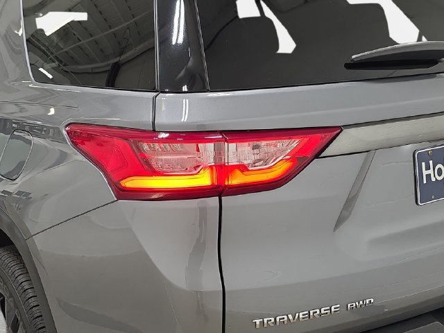 Used 2020 Chevrolet Traverse RS w/ LPO, Floor Liner Package AWD/4WD image 34