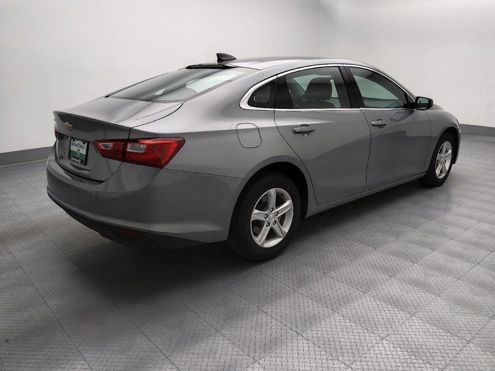 Used 2025 Chevrolet Malibu LS FWD image 10