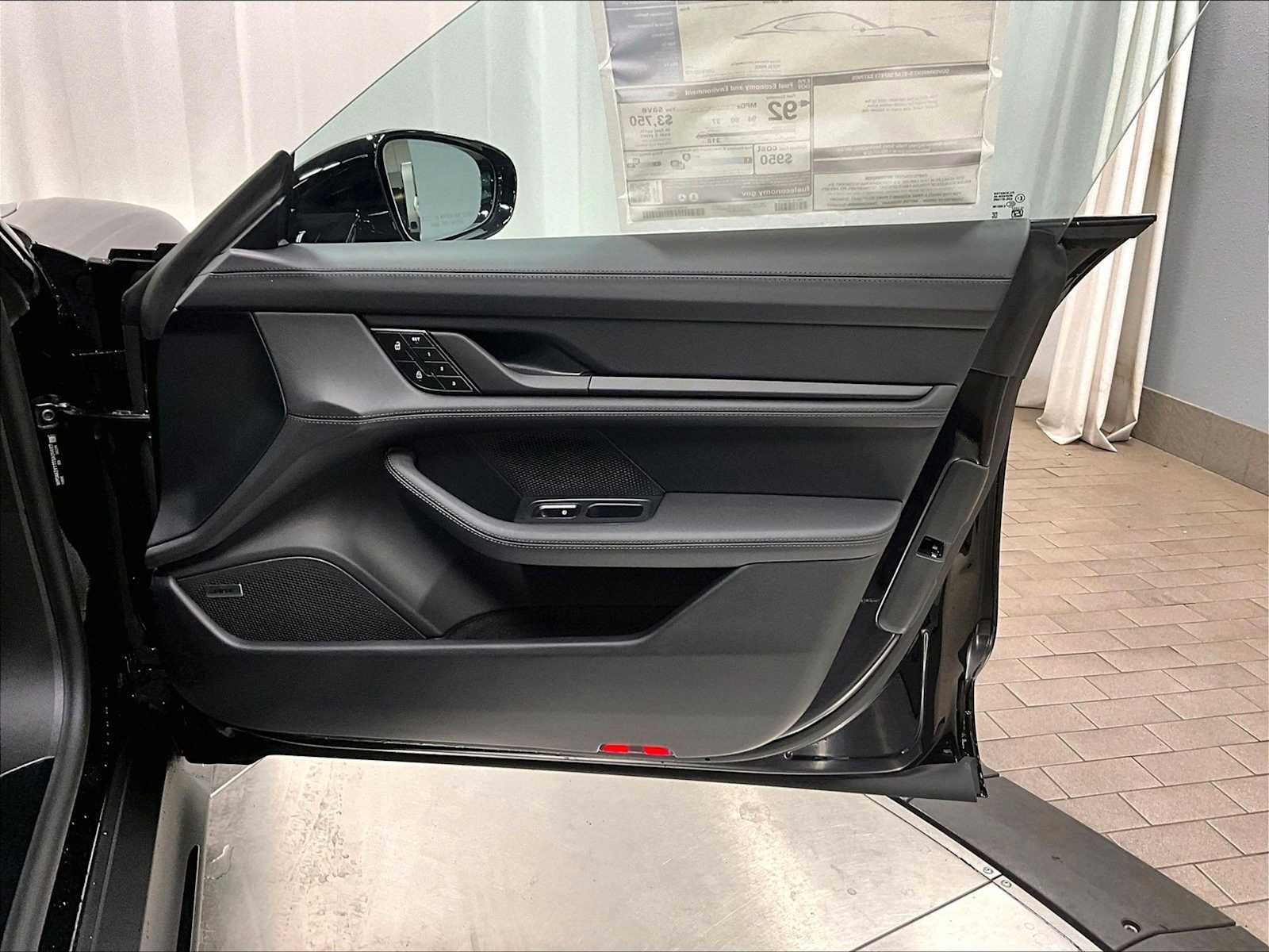 New 2026 Porsche Taycan image 28