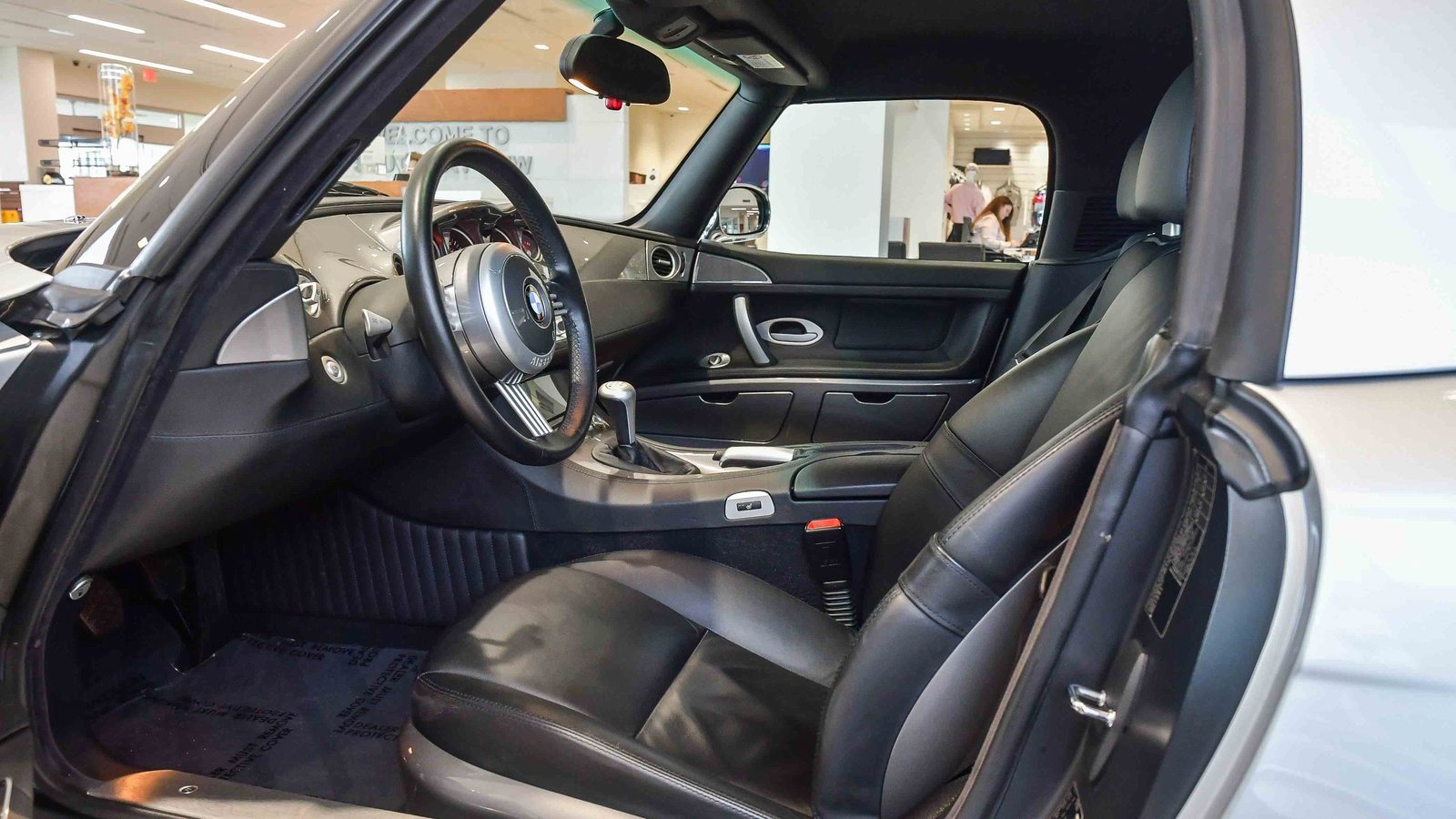 Used 2002 BMW Z8 image 30