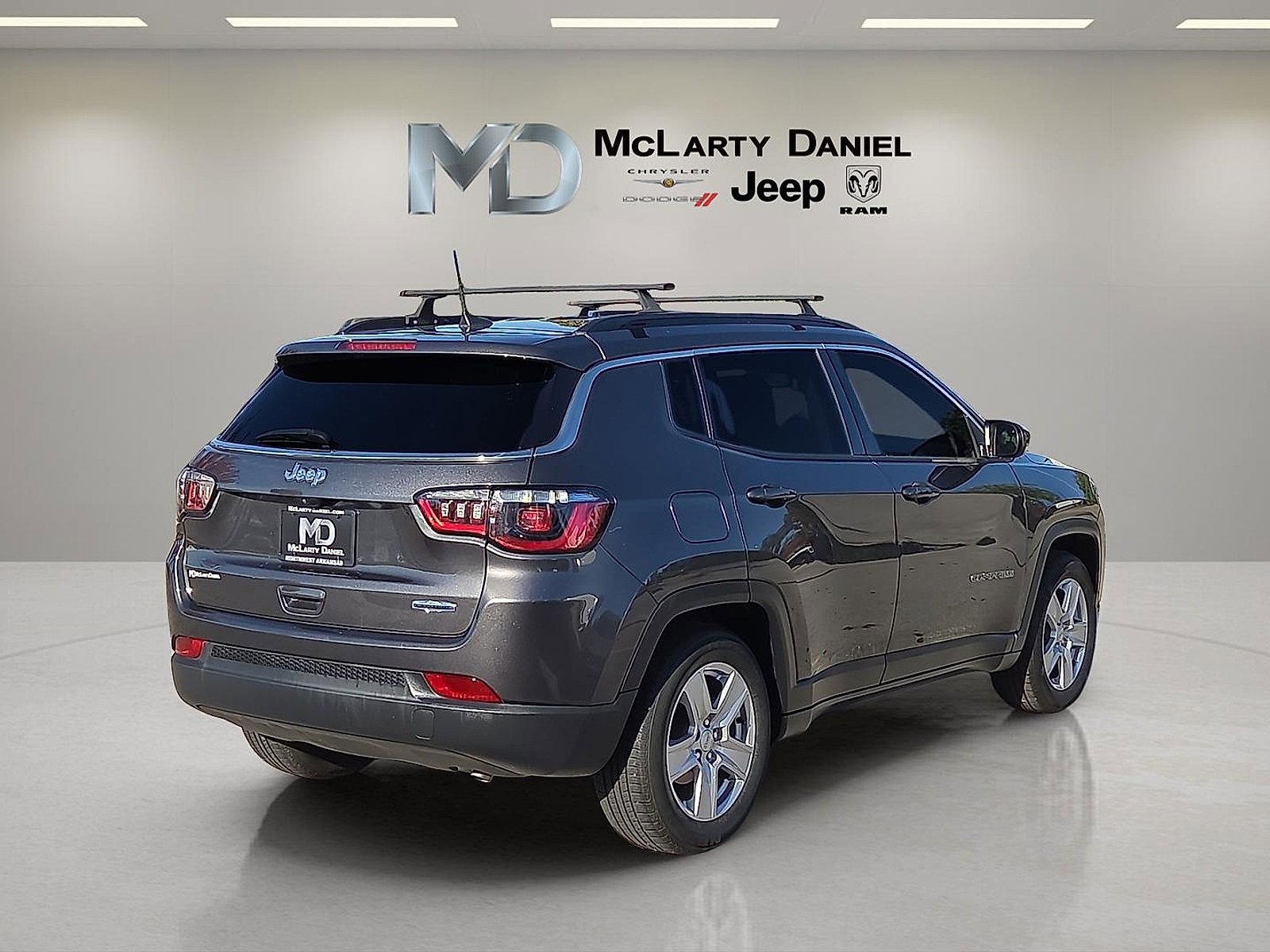 Used 2022 Jeep Compass Latitude image 5