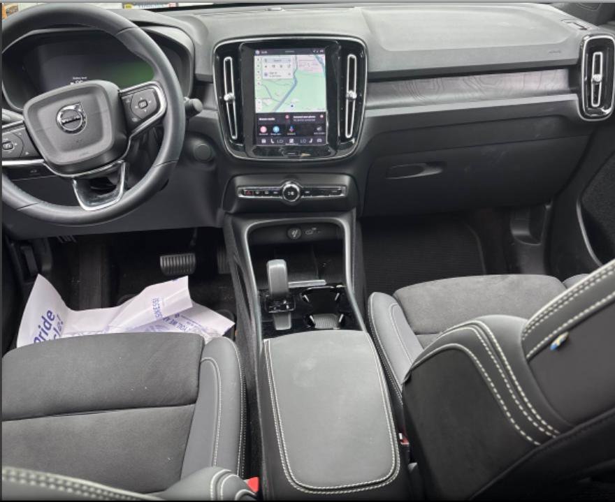 Used 2023 Volvo C40 P8 Recharge Plus AWD/4WD image 8