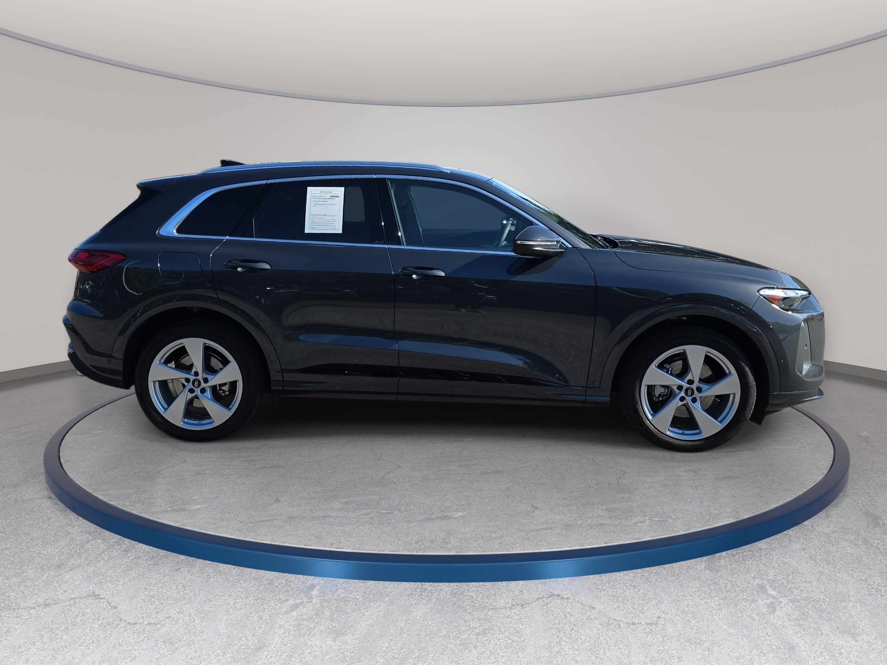 Used 2025 Audi Q5 Prestige AWD/4WD image 4