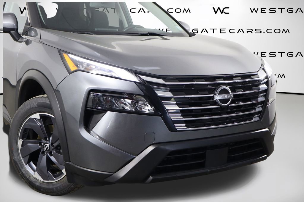 Used 2024 Nissan Rogue SV image 45