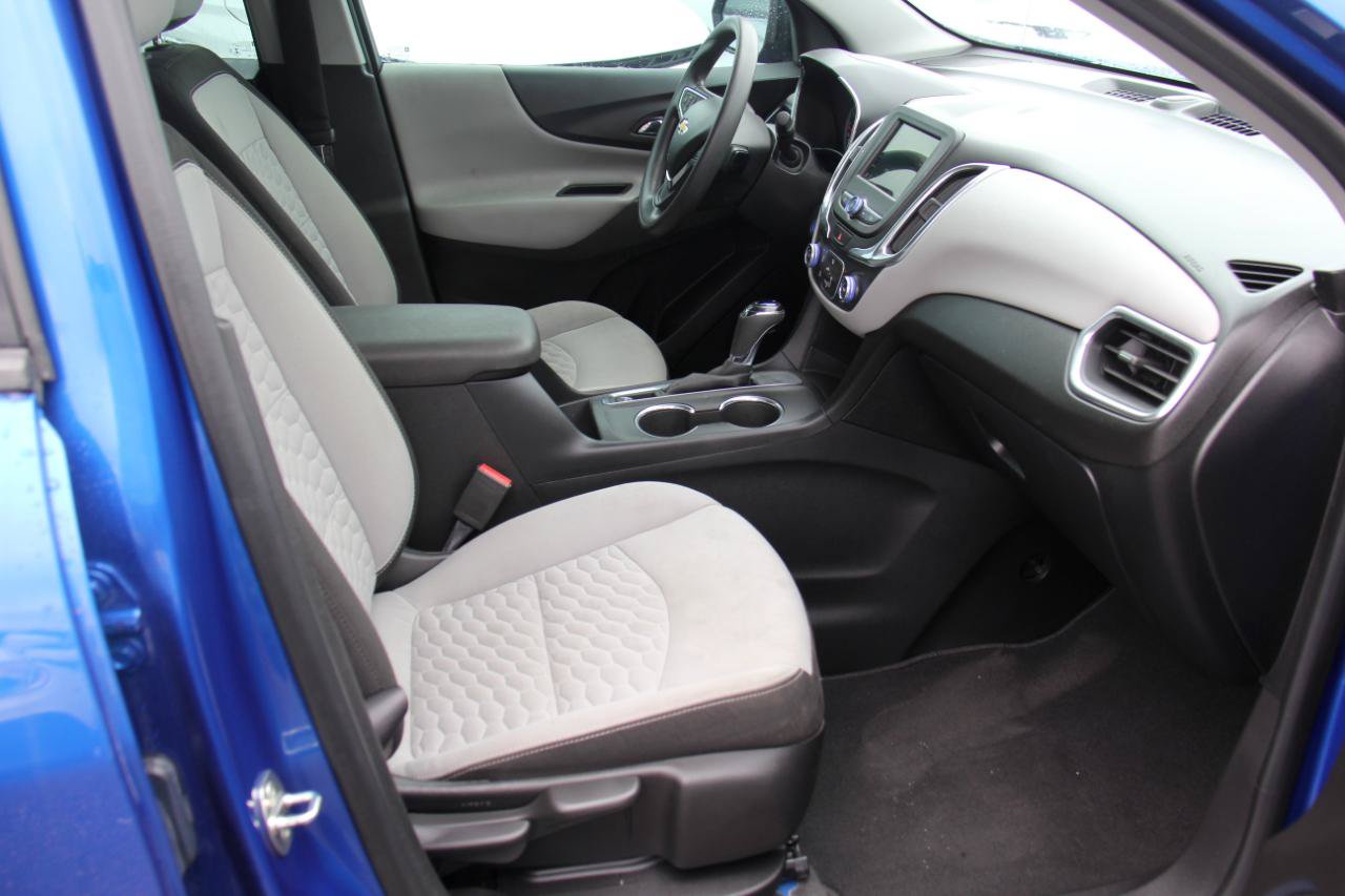 Used 2019 Chevrolet Equinox LS FWD image 23