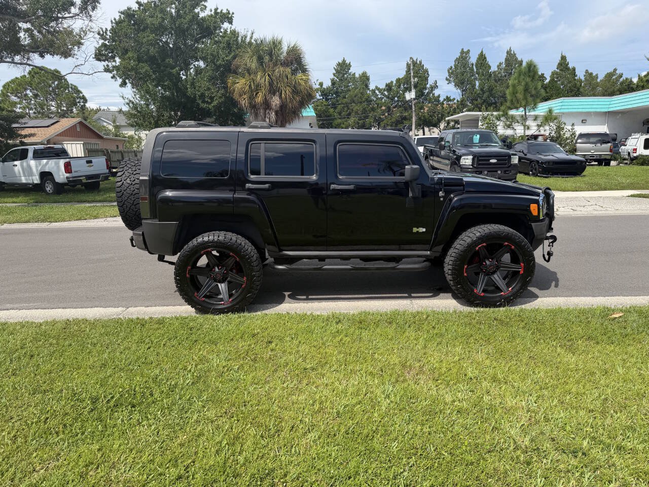 Used 2007 HUMMER H3 AWD/4WD image 3