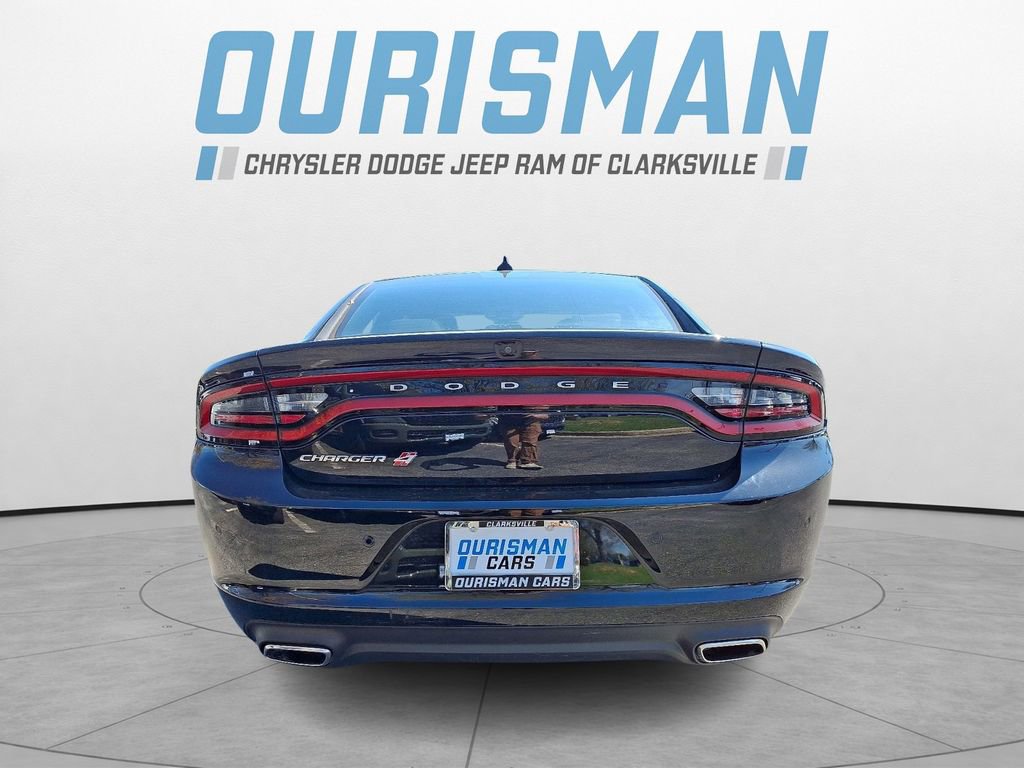 Used 2023 Dodge Charger SXT w/ Cold Weather Package image 5