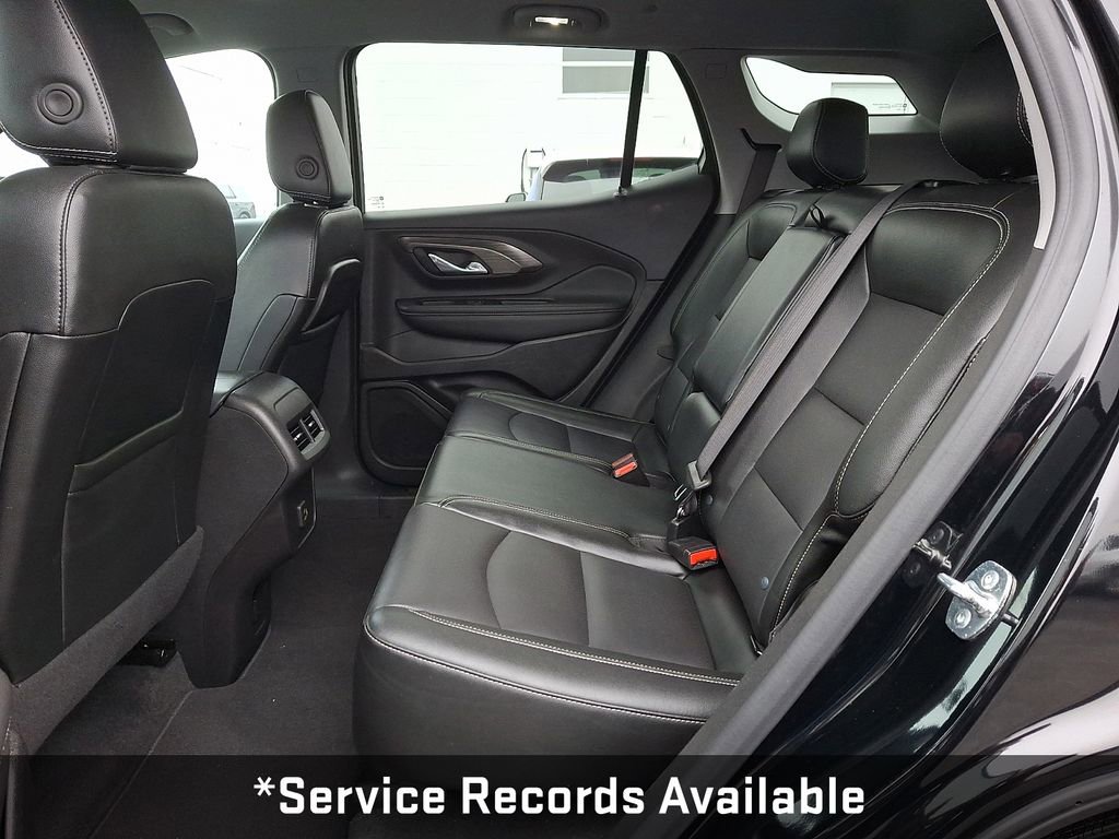 Used 2024 GMC Terrain SLT image 13