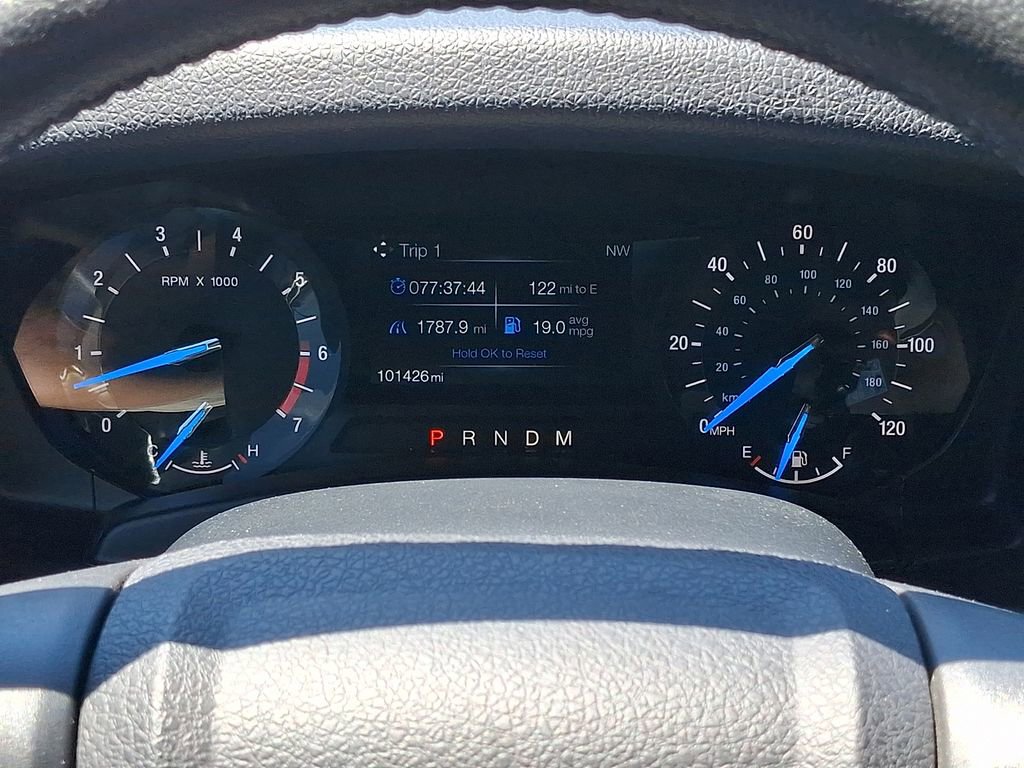 Used 2017 Ford Expedition XLT w/ Equipment Group 201A AWD/4WD image 19