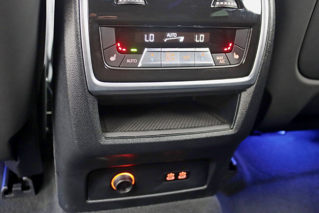 Used 2023 BMW XM AWD/4WD image 28