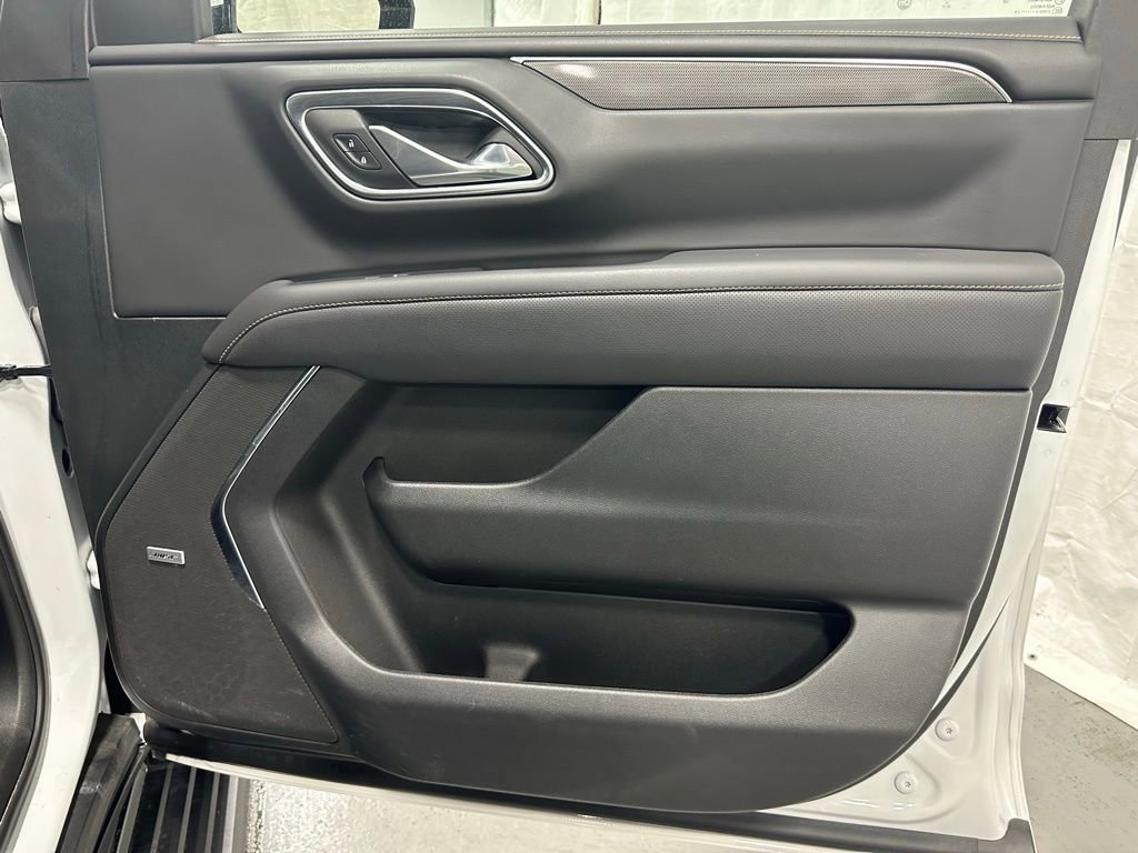 Used 2024 GMC Yukon AT4 w/ AT4 Premium Package image 57