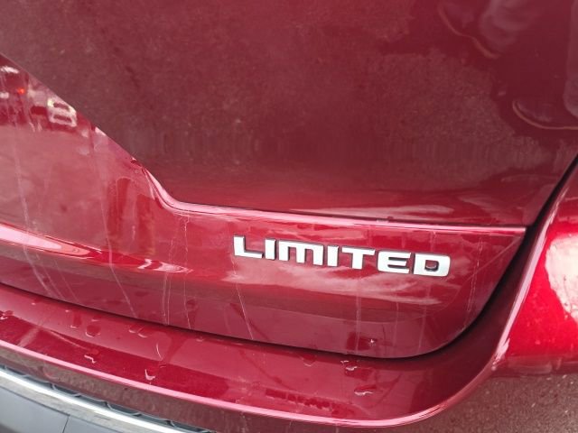 Used 2025 Jeep Grand Cherokee L Limited w/ Luxury Tech Group II image 34