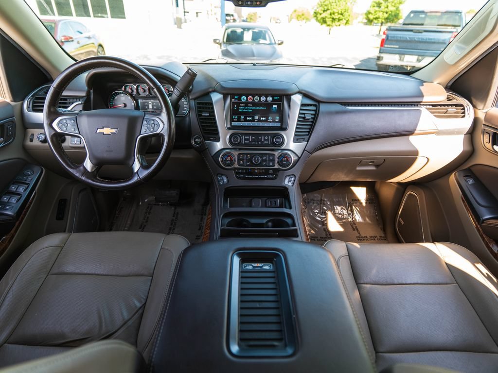 Used 2020 Chevrolet Tahoe Premier AWD/4WD image 17