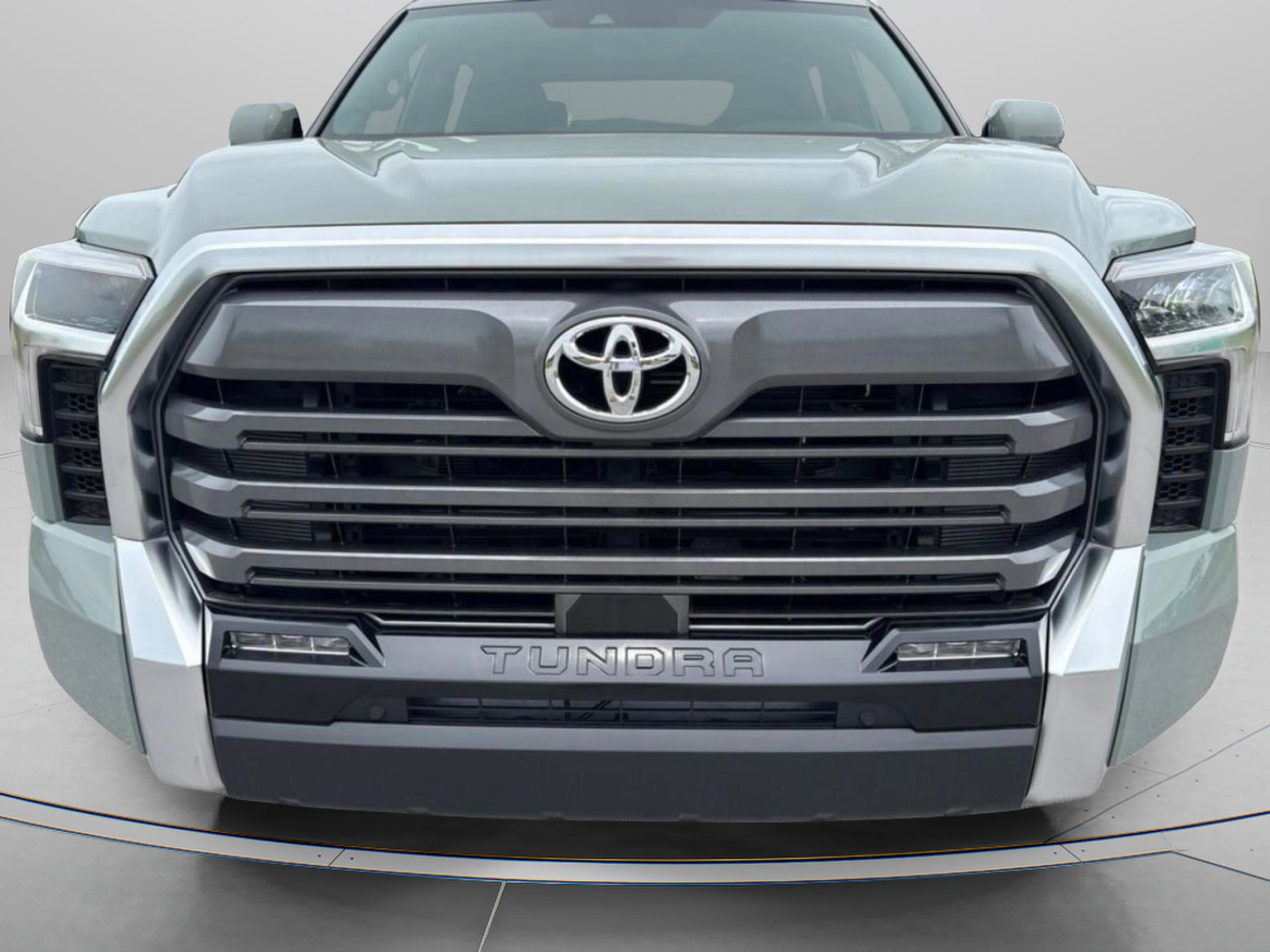 New 2025 Toyota Tundra Limited AWD/4WD image 3