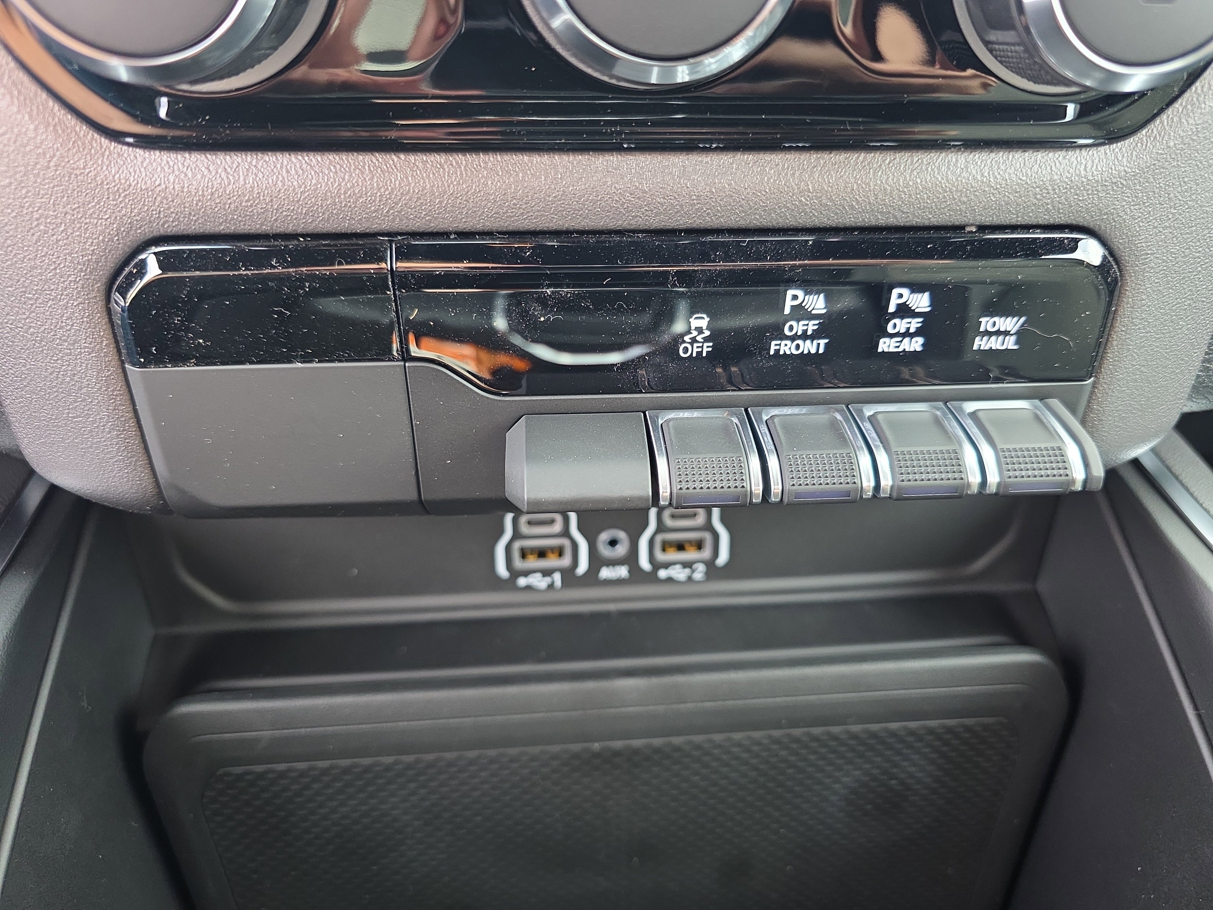 New 2026 RAM 1500 Express image 8