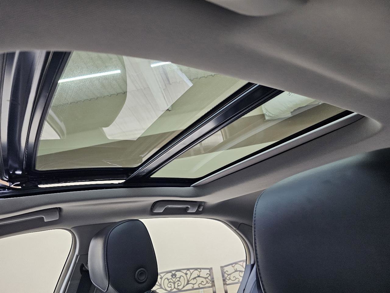 Used 2019 Cadillac CTS Luxury image 35