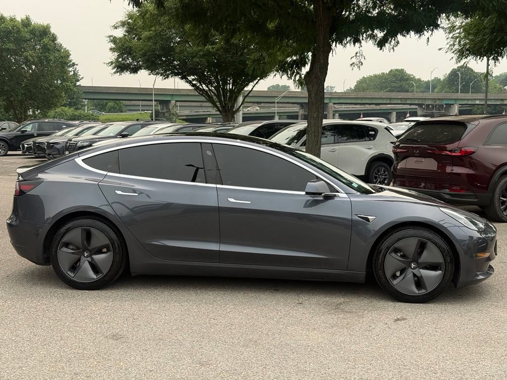 Used 2018 Tesla Model 3 Long Range AWD/4WD image 11