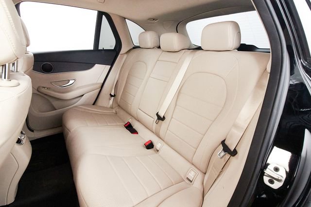 Used 2022 Mercedes-Benz GLC 300 4MATIC image 19