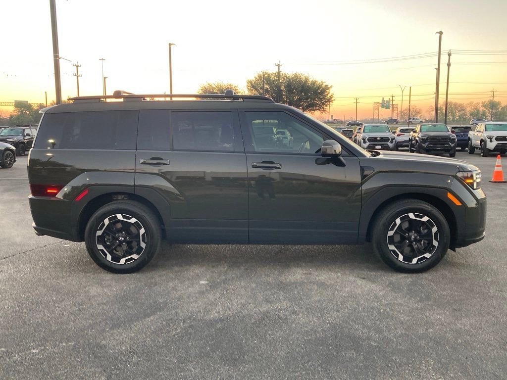 Used 2024 Hyundai Santa Fe SEL image 4