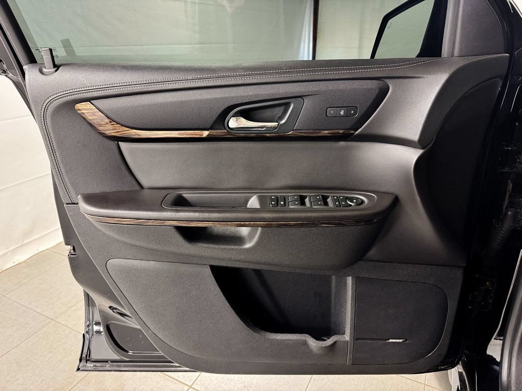 Used 2016 GMC Acadia Denali AWD/4WD image 14