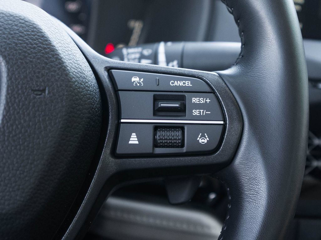 Used 2023 Honda Accord EX-L image 25