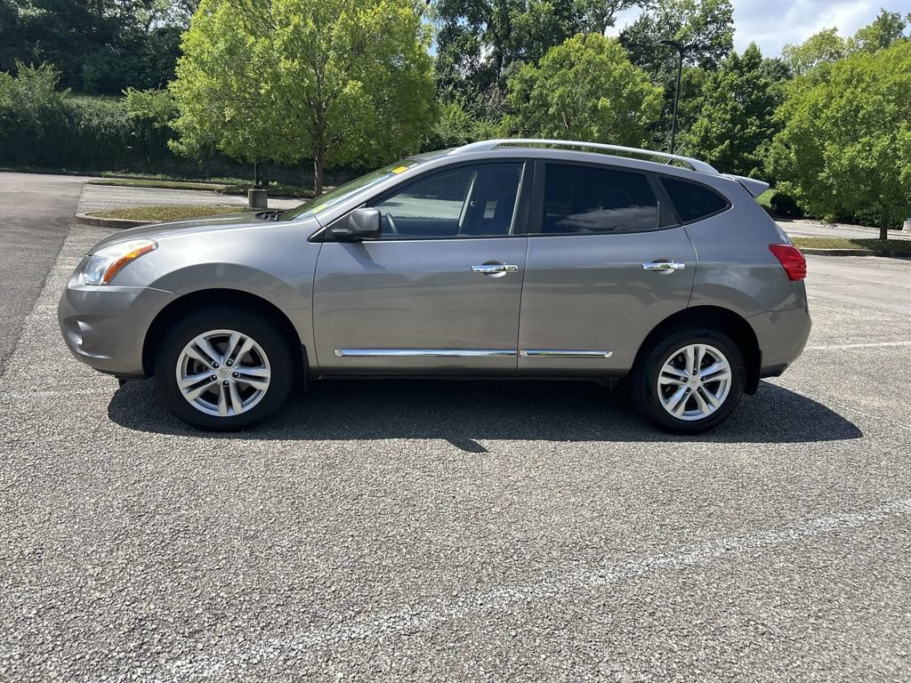 Used 2012 Nissan Rogue SV FWD image 4