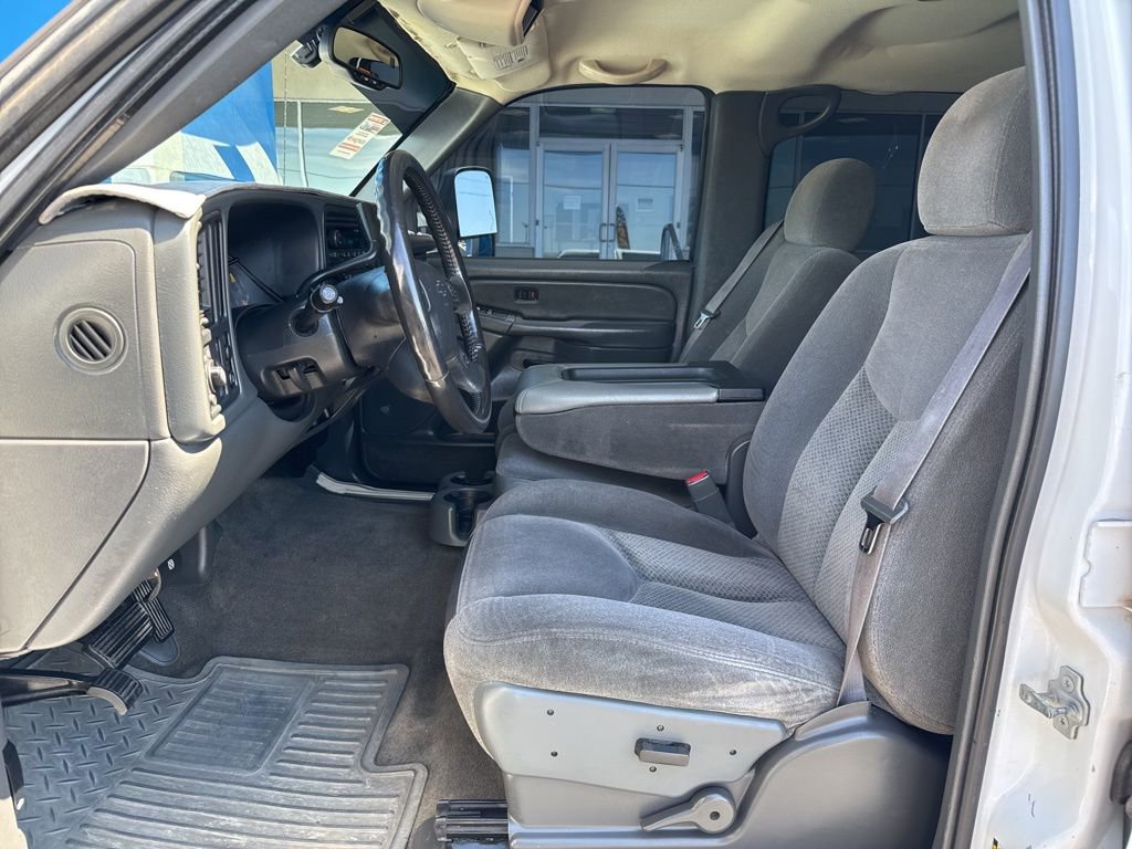 Used 2005 Chevrolet Silverado 1500 LS w/ Light Duty Power Package image 15