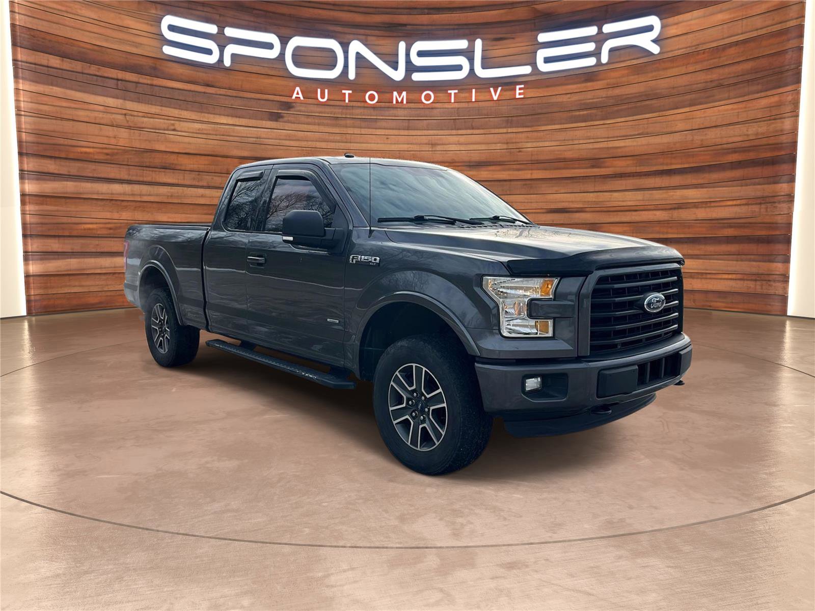 Used 2016 Ford F150 XLT w/ Equipment Group 302A Luxury image 7