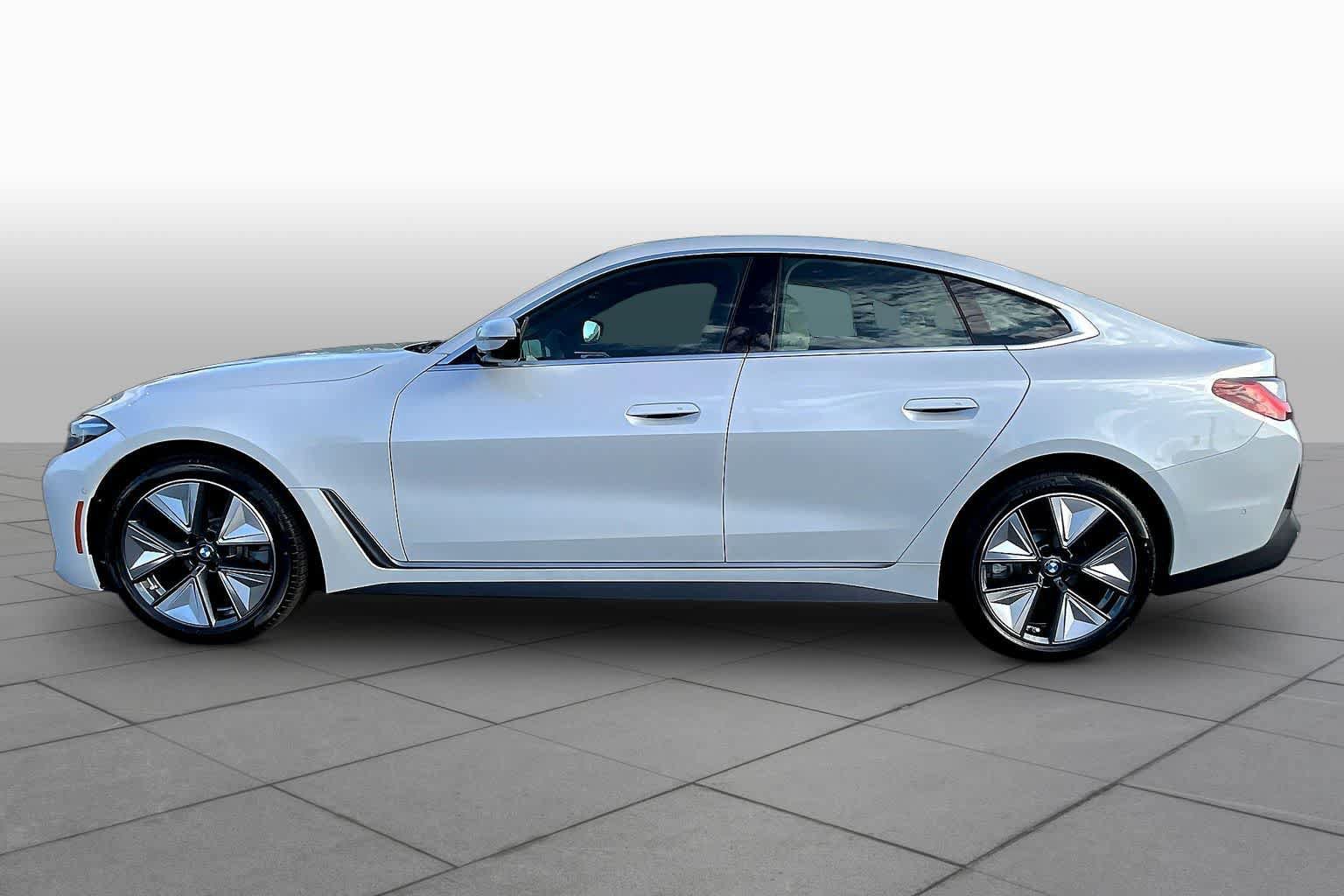 New 2026 BMW i4 eDrive40 w/ Premium Package RWD image 13