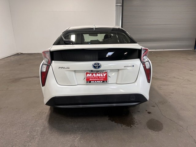 Used 2016 Toyota Prius Four image 4