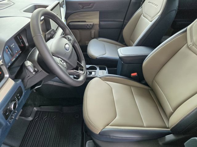 New 2025 Ford Maverick Lariat w/ 4K Tow Package image 10