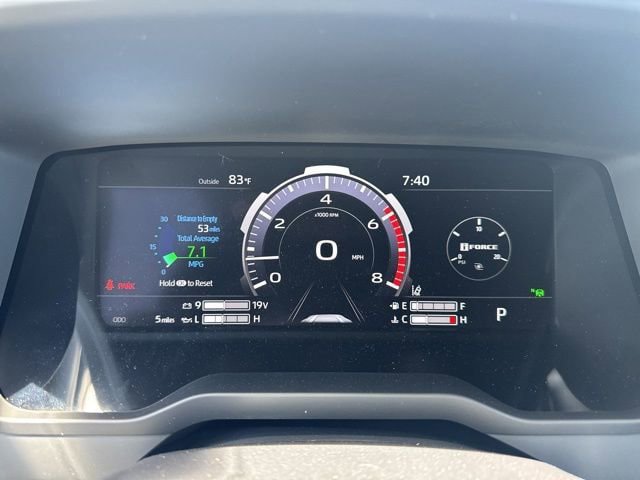 New 2026 Toyota Tundra Limited AWD/4WD image 18