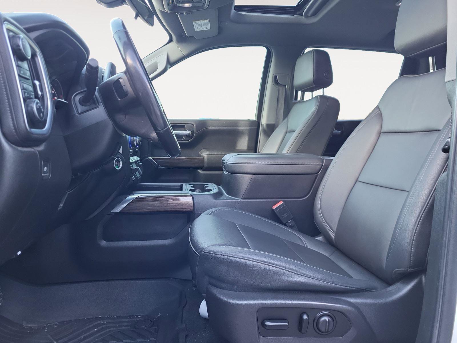 Used 2021 Chevrolet Silverado 1500 LT Trail Boss w/ Convenience Package II image 10