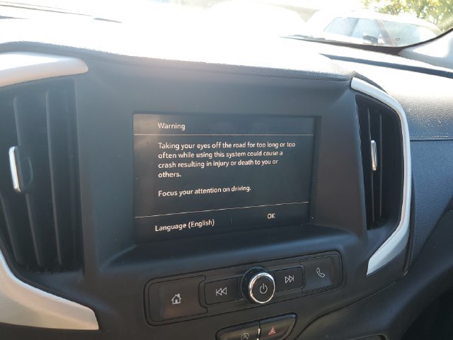 Used 2022 GMC Terrain SLE FWD image 24