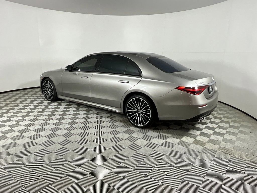 Used 2023 Mercedes-Benz S 500 4MATIC image 3