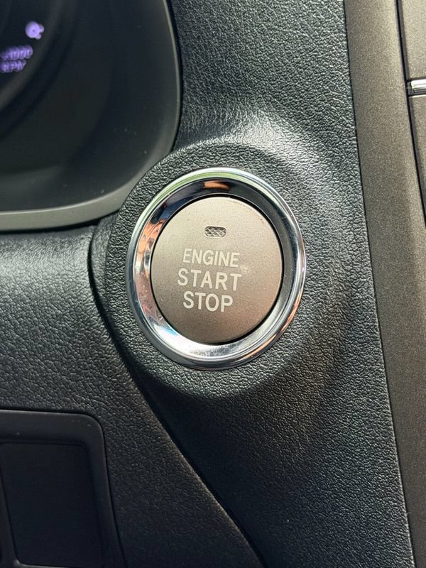 Used 2012 Lexus IS 350C w/ Luxury Pkg RWD image 38