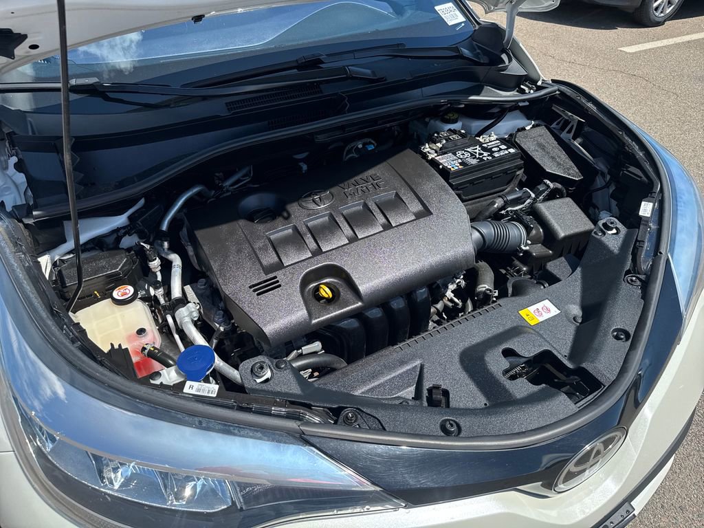 Used 2020 Toyota C-HR XLE FWD image 44