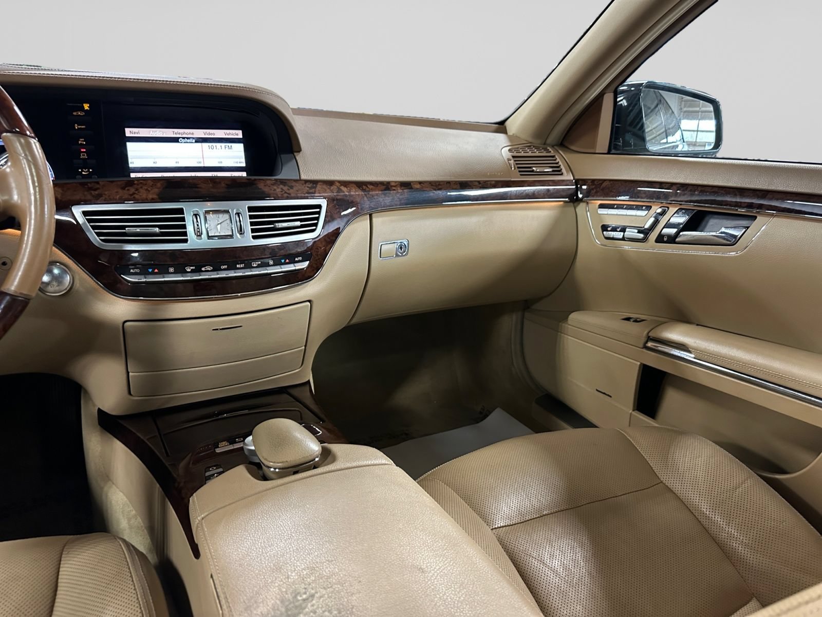 Used 2013 Mercedes-Benz S 550 image 21