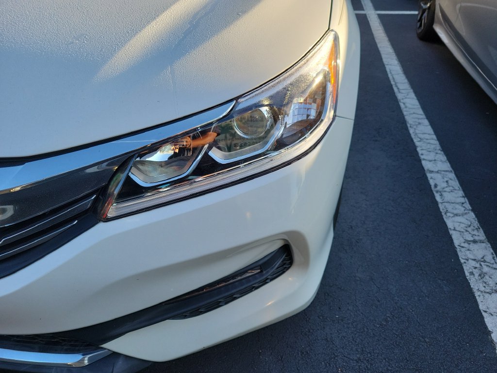 Used 2017 Honda Accord Sport image 6