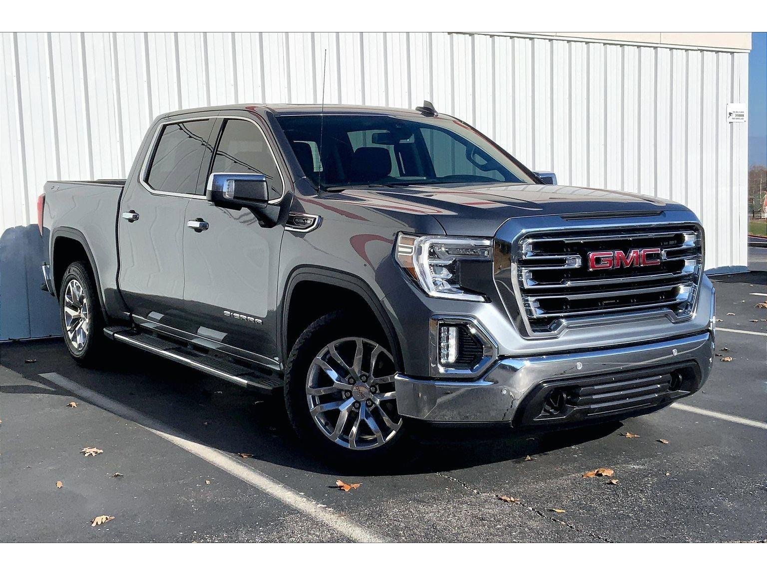Used 2022 GMC Sierra 1500 SLT w/ SLT Premium Plus Package image 2