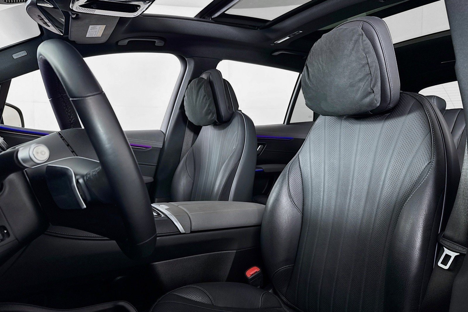 Certified 2025 Mercedes-Benz EQS 450+ 4MATIC SUV image 17