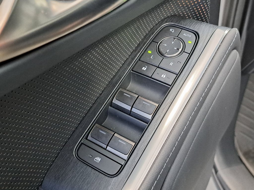 Used 2024 Lexus GX 550 image 23