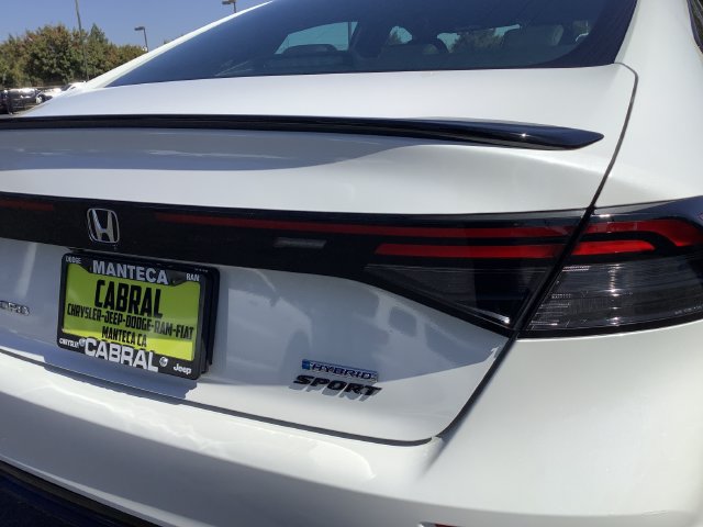 Used 2025 Honda Accord Sport image 37