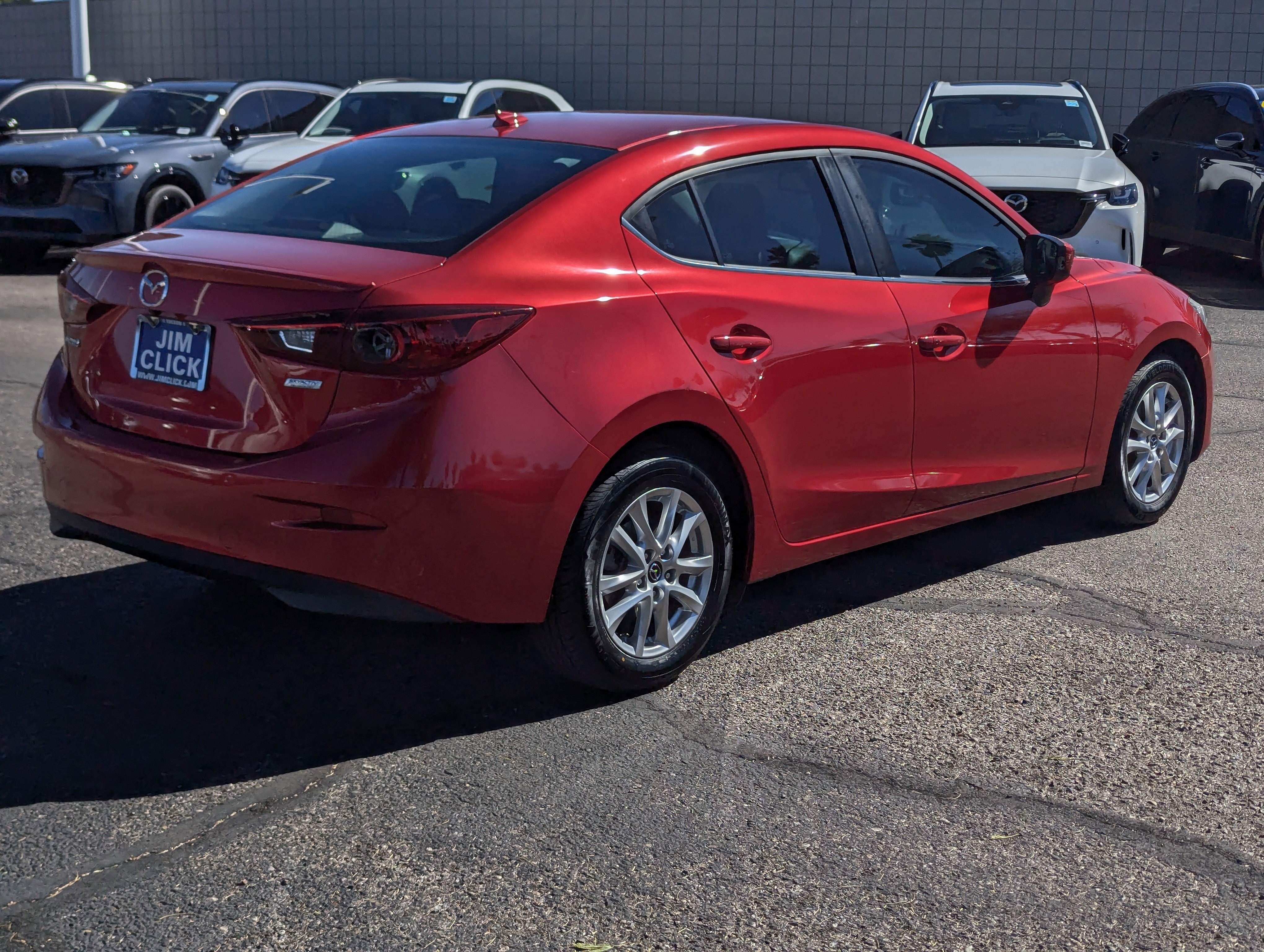 Used 2016 MAZDA MAZDA3 i Grand Touring image 2