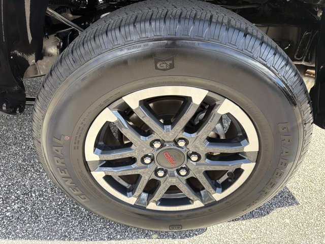 Certified 2025 Toyota Tacoma TRD Sport AWD/4WD image 30