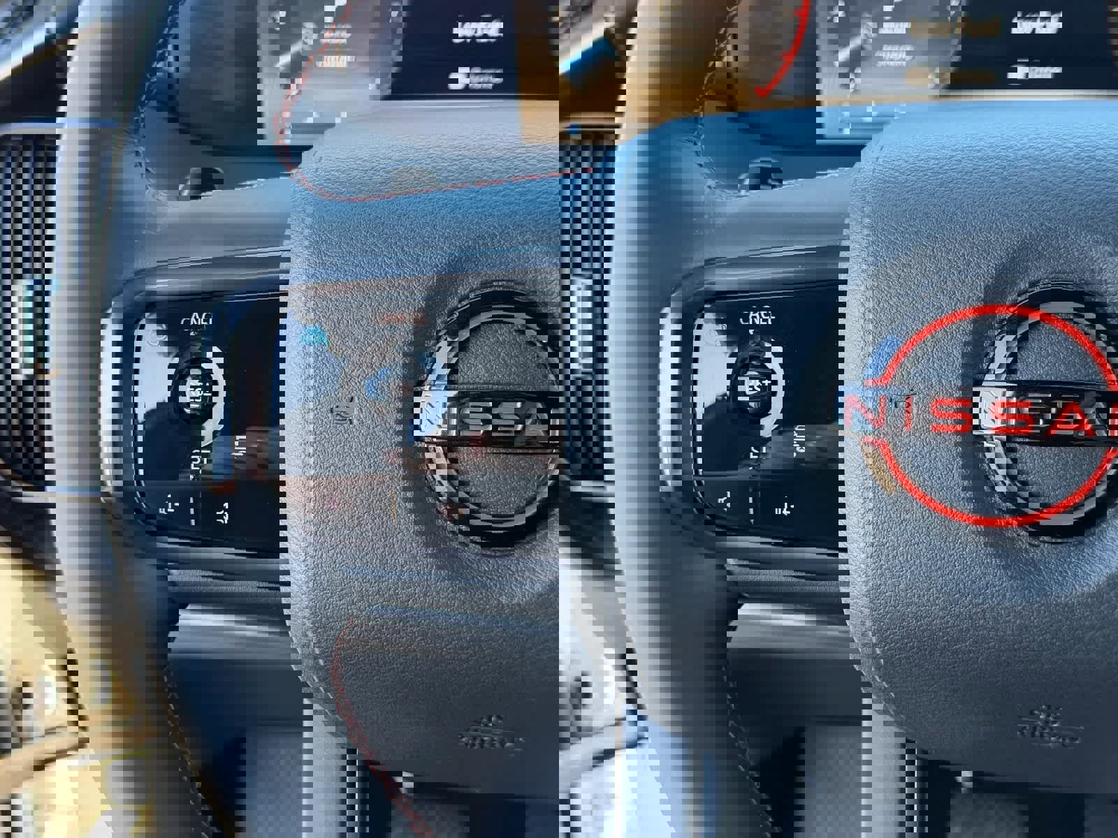 Certified 2025 Nissan Armada PRO-4X w/ Pro-4X Premium Package image 33